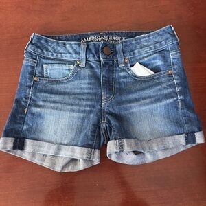 American Eagle Outfitters Women's Blue Stretch Denim Shorts Size 4